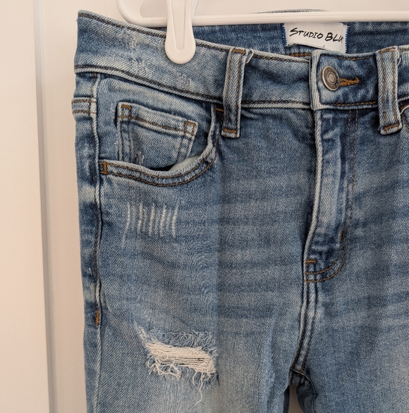 ✨4 for 12 Studio Blue Distressed Skinny Jeans Size 26 - Picture 2 of 6